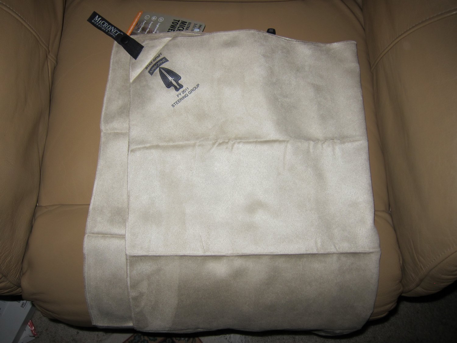 Gear Aid McNett Tactical Microfiber Ultra Compact Travel Towel – Navy Blue