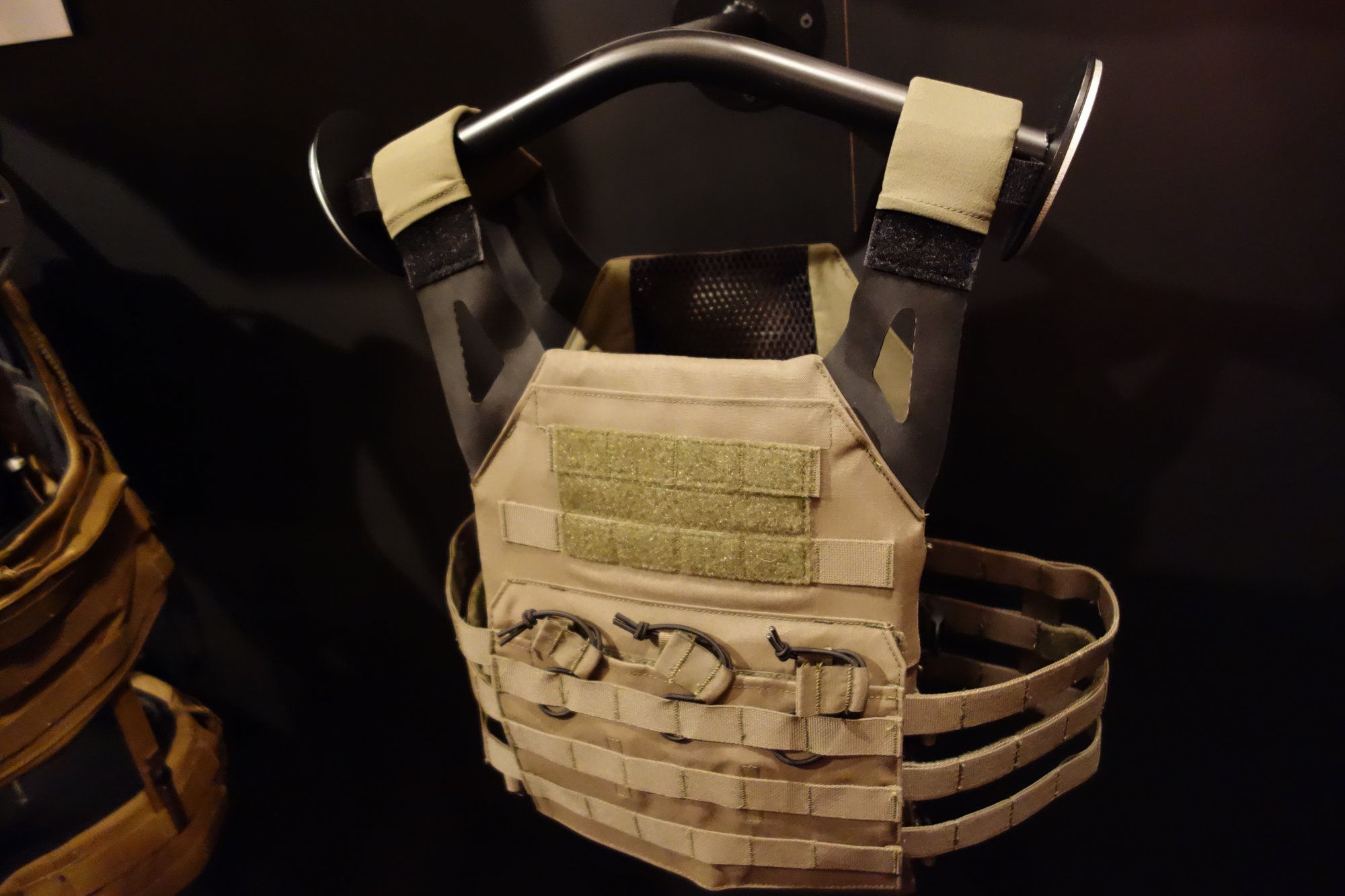 Crye Precision Jumpable Plate Carrier (JPC) Minimalist Tactical